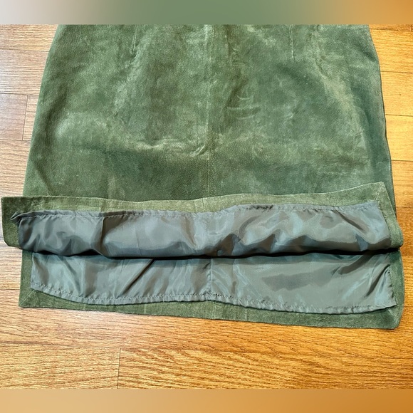 Vtg 90’s Paul Harris Olive Green Suede Leather Side Slits Skirt Sz 16 - Picture 5 of 5